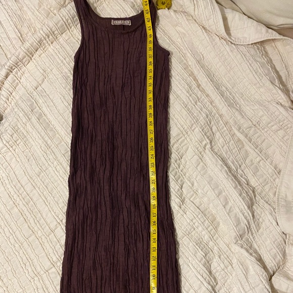 SU-Zen size small sleeves wrinkle dark purple dress. In perfect condition - Picture 7 of 17